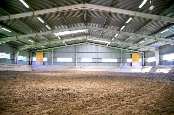 Rigid Straight Wall Riding Arena